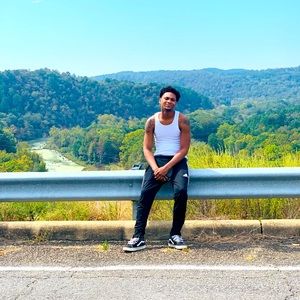 Meet your Posher, Da'vonte